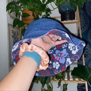 Vintage y2k Hawaiian Print Denim Bucket Hat